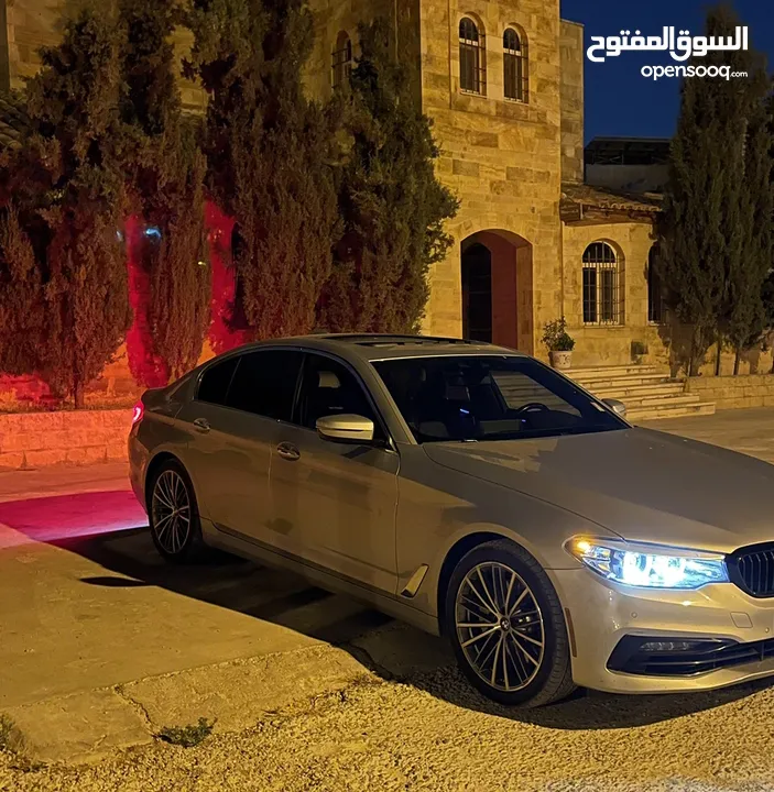 سيارة BMW 530E موديل 2018 اعلى فئة مالك واحد