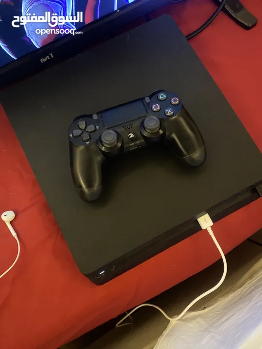 Playstation 4 slim