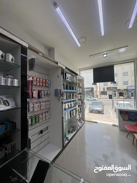 محل هواتف للبيع mobile shop for sale