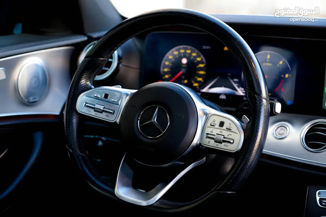 مرسيدس E220d ديزل بوضع الشركة صيانة شاملة