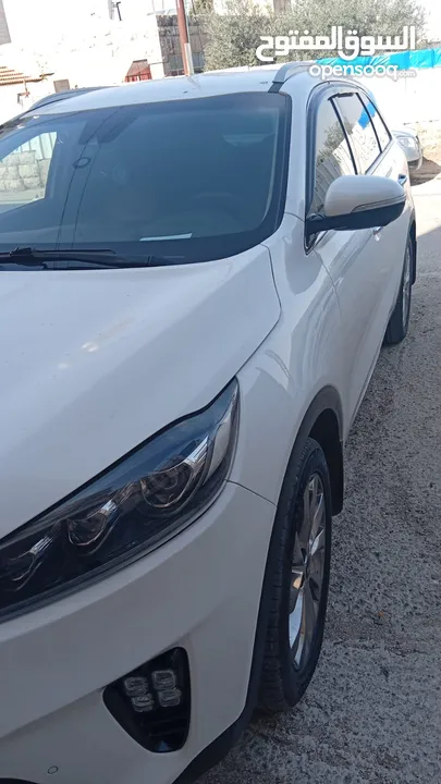 كيا سورينتو 2019 فل الفل عدا الفتحه