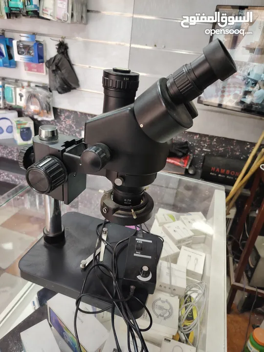 ميكروسكوب WD120 0.7X