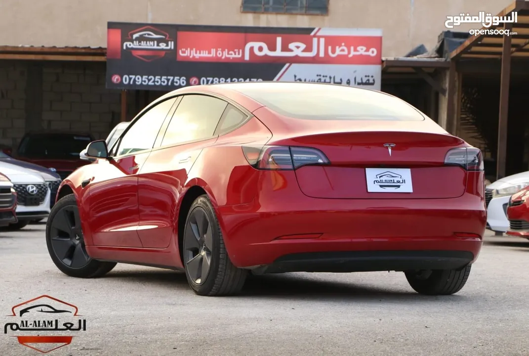 Tesla model 3خمري ميتلك 2023