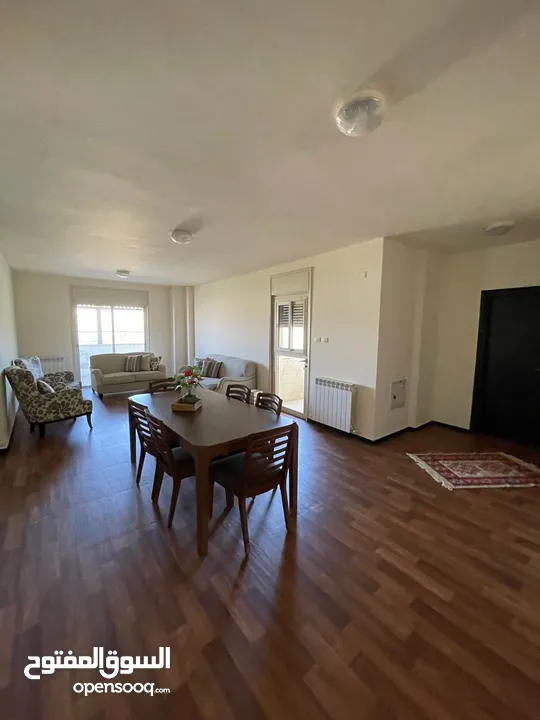 شقة فاخرة للإيجار روابي