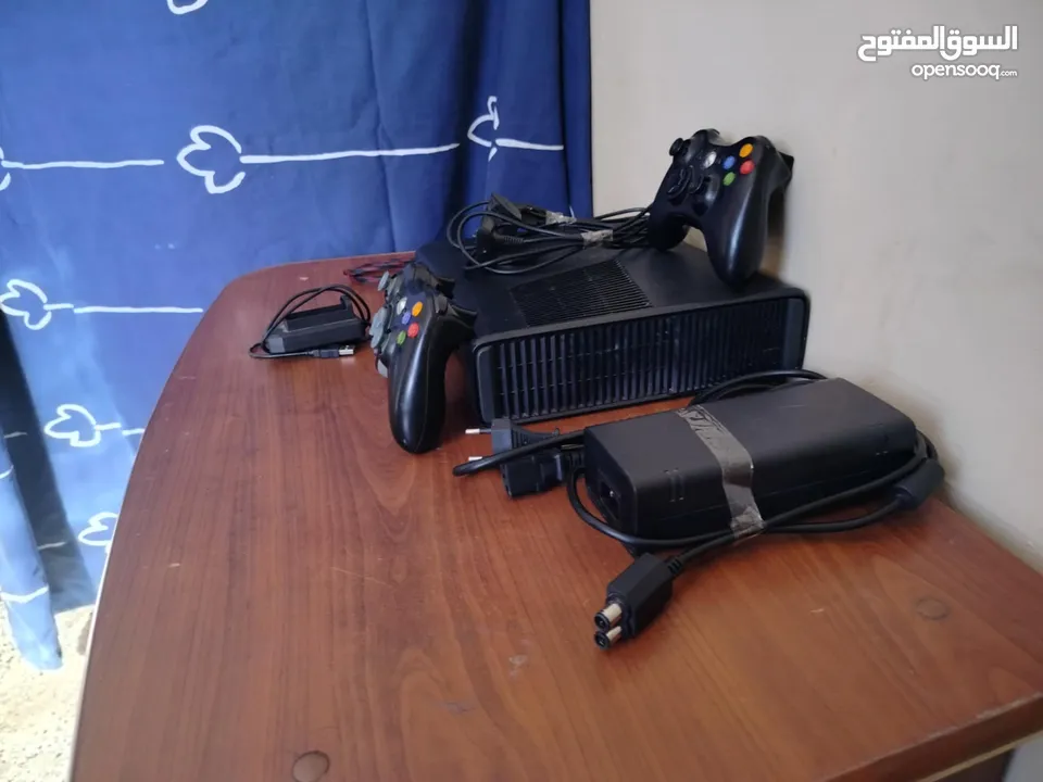 مفلاشية XBOX 360للبيع حببة النقية السعر 25.000 قابل للتفاوض  وقابل للإستبدال ب PS4