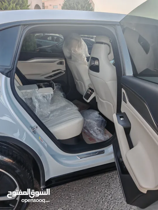 BYD SONG L        2023