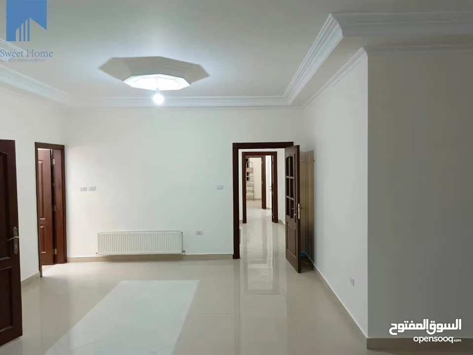 شقة طابقية فاخرة للبيع في خلدا  - قرب دوار السكر طابق ثاني 215م تشطيب سوبر ديلوكس