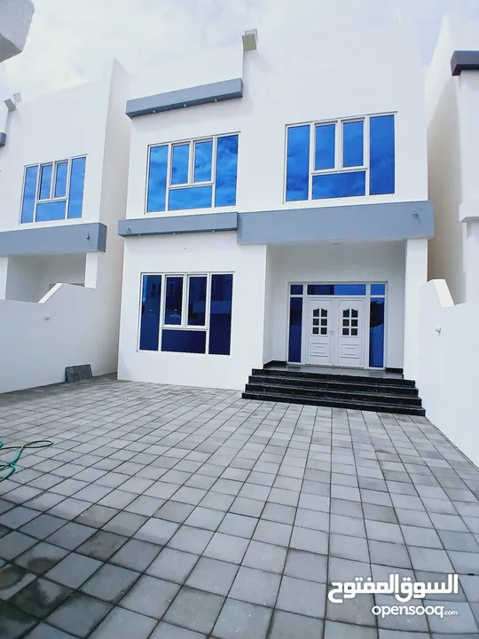 Aziba brand new villa for rent-الغذيبة فيلا جديدة اول ساكن