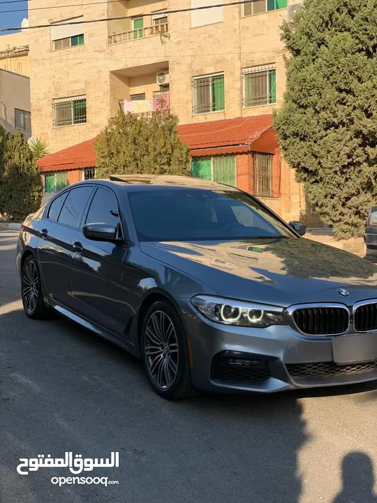 سيارة Bmw530e موديل 2019 Mkit اعلى صنف 7 جيد جمرك جديد