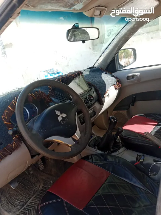 بك اب متسوبيشي   l200 موديل 2009 فور ويل 4X4