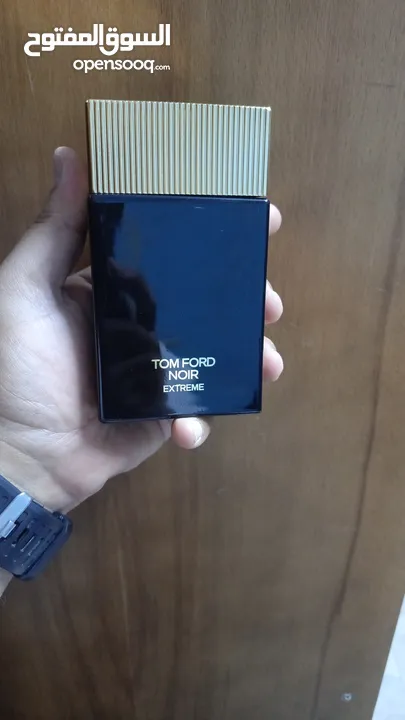 عطور جديده بتغليف شركتها للبيع وبعضها مستخدم منه أو مأخوذ منه تقسيمات
