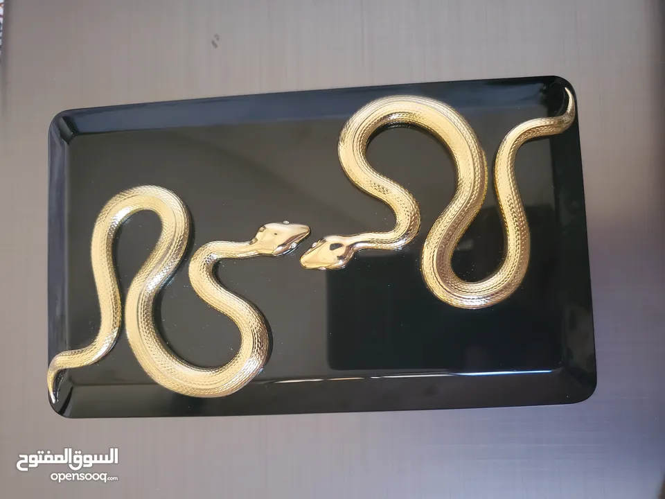 حقيبة كلاتش من ماركة كيليان ذا تمبتريس سوداء وراقيه ،Black Clutch The Temptress by Kilian