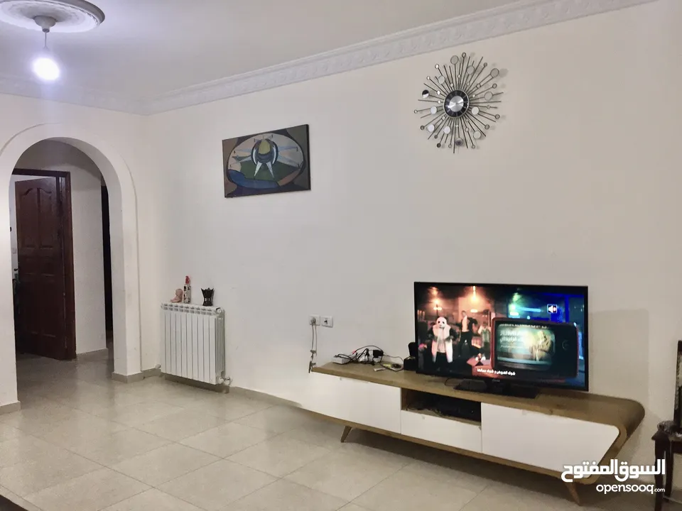 شقة مع حديقة قرب جامعة القدس المفتوحة