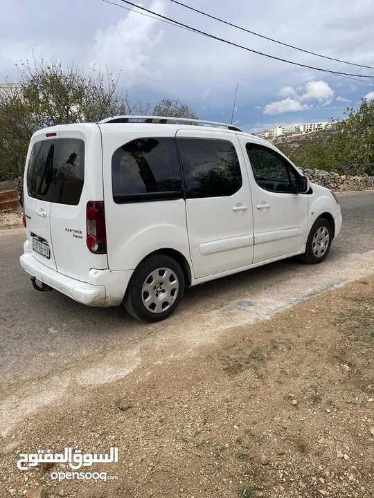 بارتنر 2018 دهان شركة 5 ركاب جير عادي ماتور 1600 ديزل