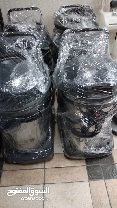 معدات تنظيف للشركات والمولات