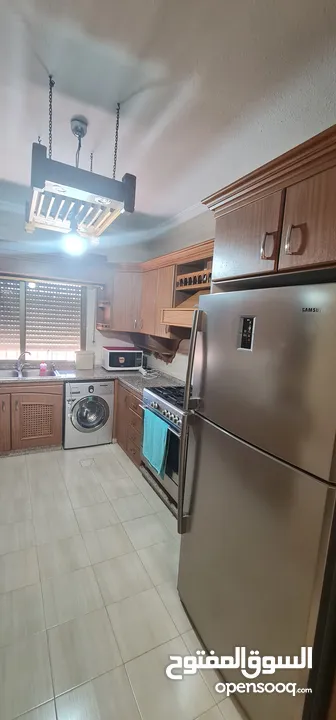 شقة مفروشة للإيجار في شارع الجامع الأردنية بالقرب من نفق الصحافة