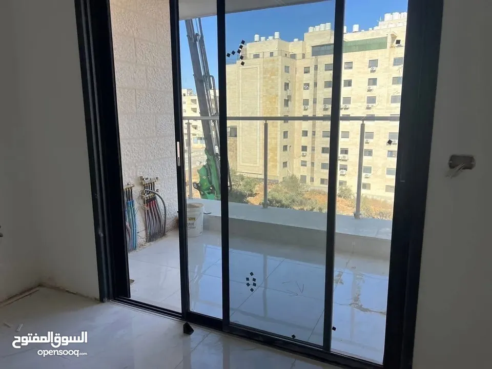 شقه البيع في البيره في سطح مرحبا قرب مسجد الخلفاء