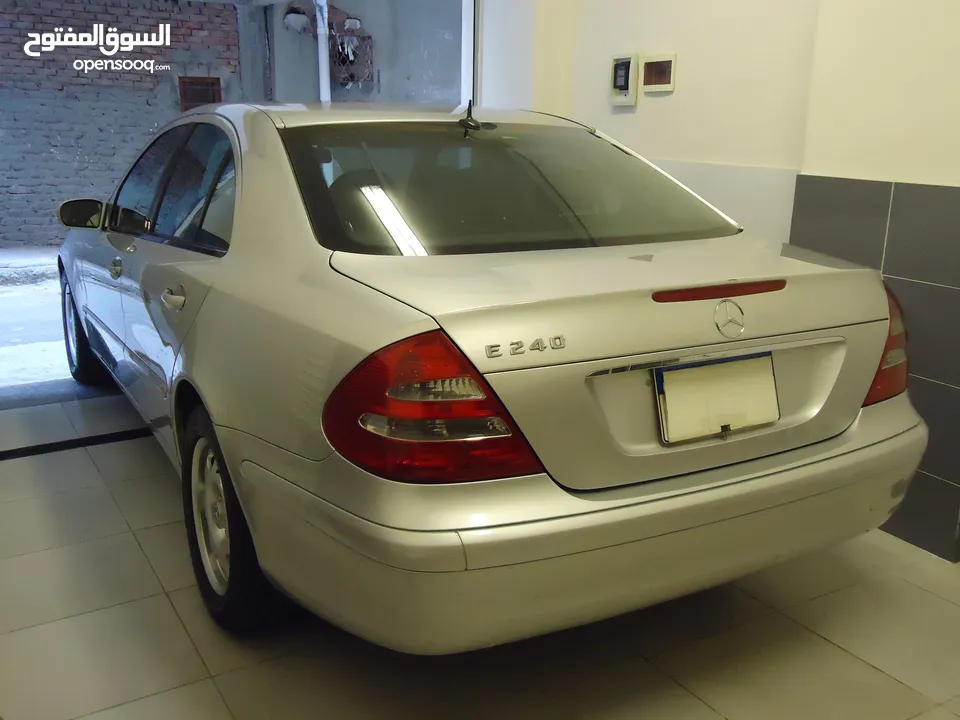 مرسيدس  E240 موديل 2003 للبيع بحالة المصنع فعلا