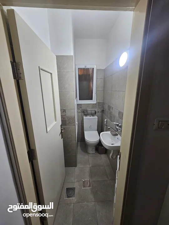 شقة سكنية جاهزة للسكن تشطيب جديد