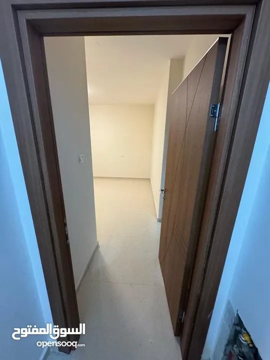 شقة فسيحة للإيجار في الشرفة – سكن عائلي راقٍ بسعر مميز