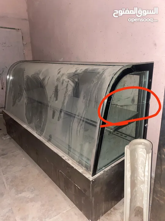 ثلاجه عرض للبيع بسعر 200