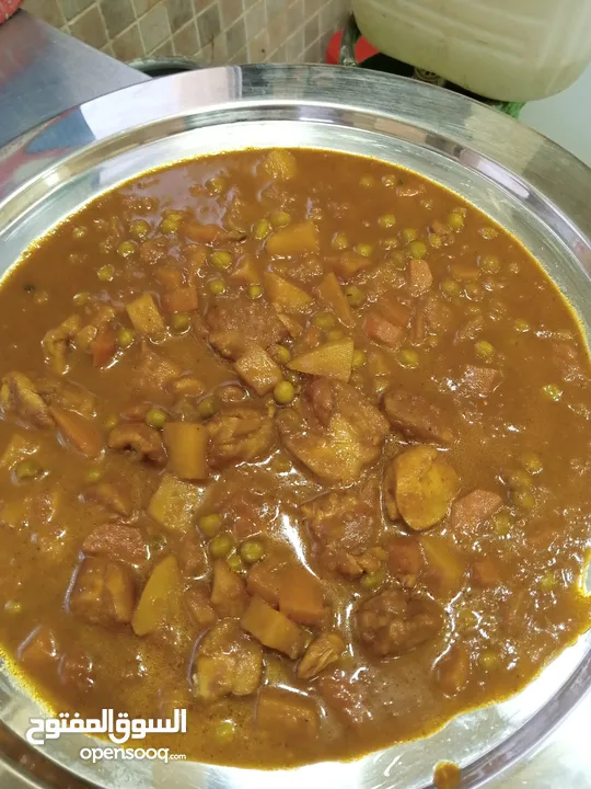 شيف طباخ شرقي وغربي وسلطات ابحث في الفندق عن عمل خبره في الاكل العربي والسلطات