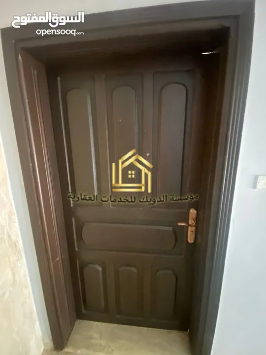 شقة فارغة - الشميساني - 3نوم - 200م -