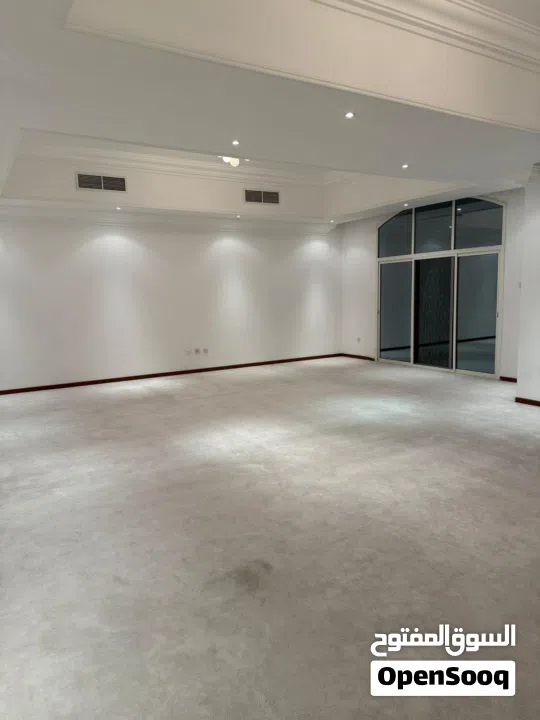 For Rent : Furnished Rooms for Executive Bachelors and Couples