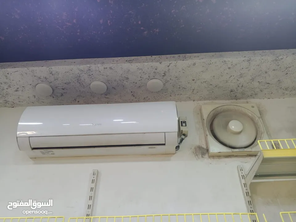 مكيف جري 1.5 بحالة الوكالة
