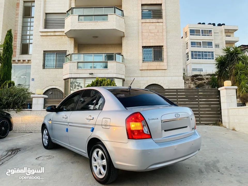 هونداي فيرنا فل اوتماتك ماتور 1600 السيارة ماشاءالله بحالة ممتازة جدا ترخيص وتأمين جديد. الله يبارك
