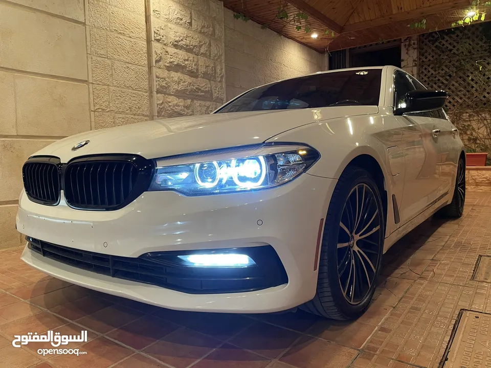 BMW 530e 2018 Black edition