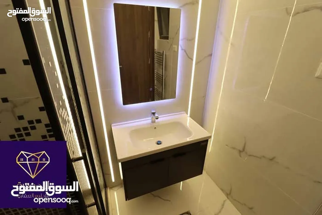 شقة طابق اول فخمه ومميزة لم تسكن لقطه وبسعر مغري جداااا يا بلاش عرض خاص ع اخر شقة أرقى مناطق خلدا