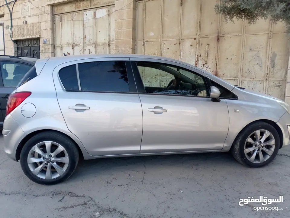 اوبل كورسا2012 اوتوماتيك