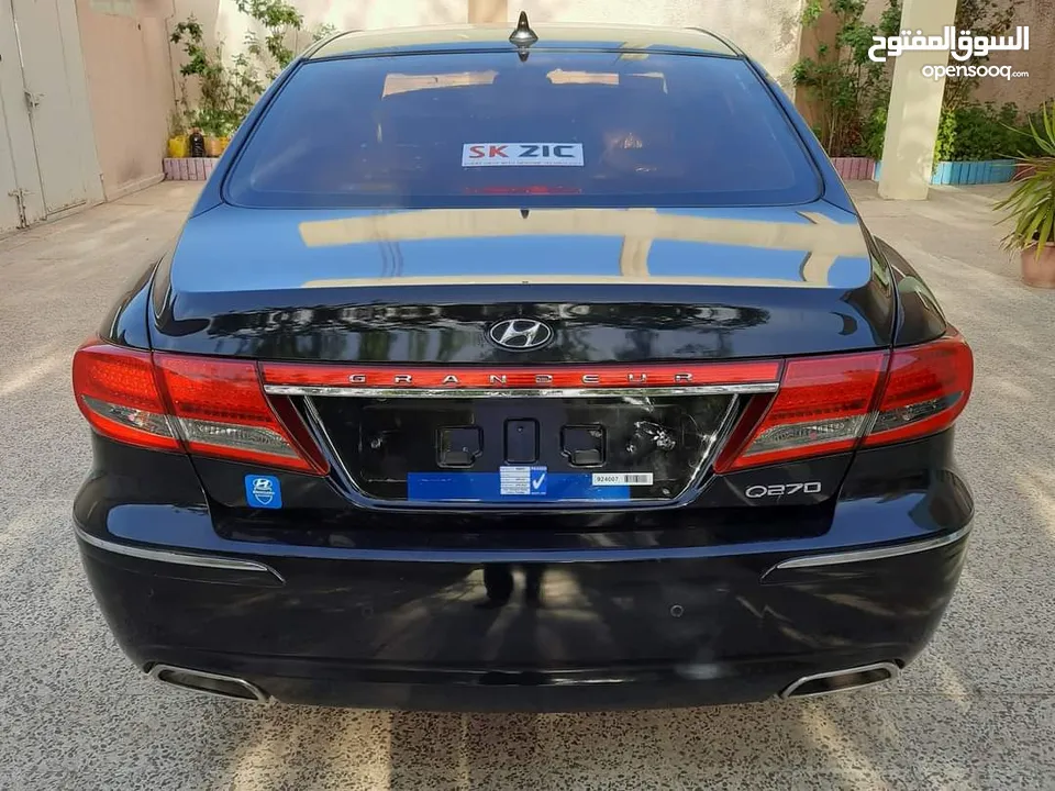 HYUNDAI_GRANDEUR_AZERA_2010