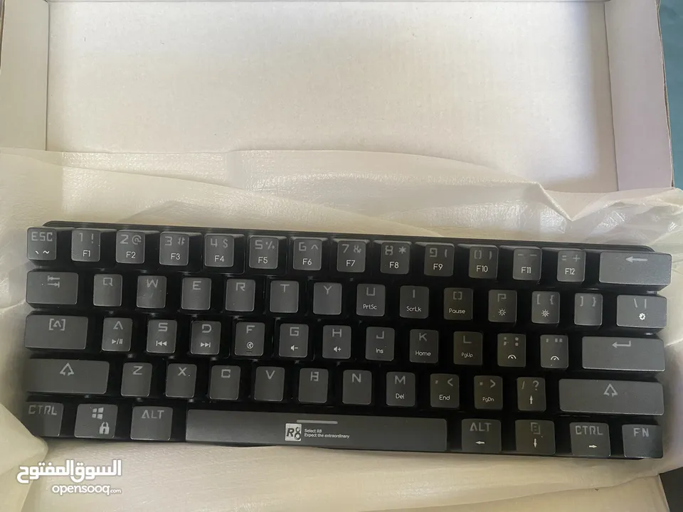 كيبوردات مستعمله شهر وفي مش مستعمل ولا مره وماوسات جديده