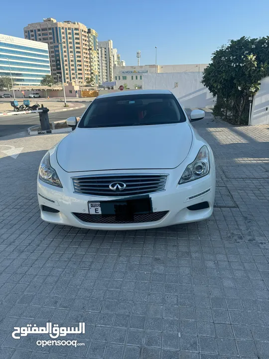 Infiniti Q60  Convertible but with a ROOF CONVERTIBLE ISSUE