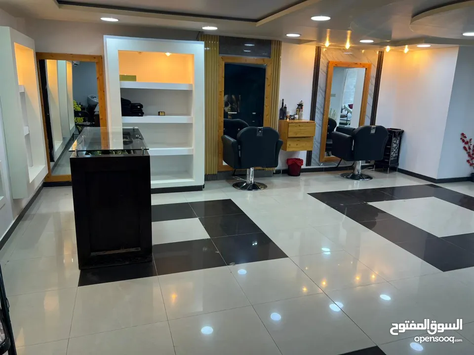 صالون سيدات للبيع سبب البيع السفر للخارج