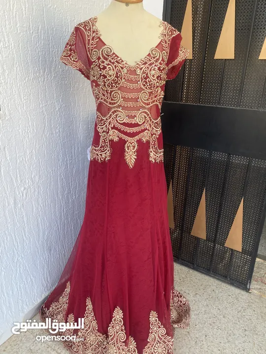 ملابس سهرات للأعراس ومناسبات