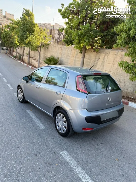 فيات بونتو 2009 للبيع