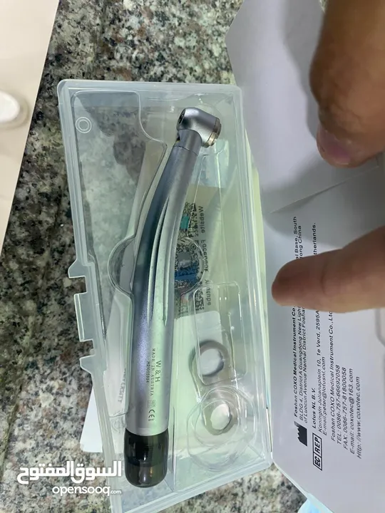 عيادة أسنان متكاملة بكافة المستلزمات