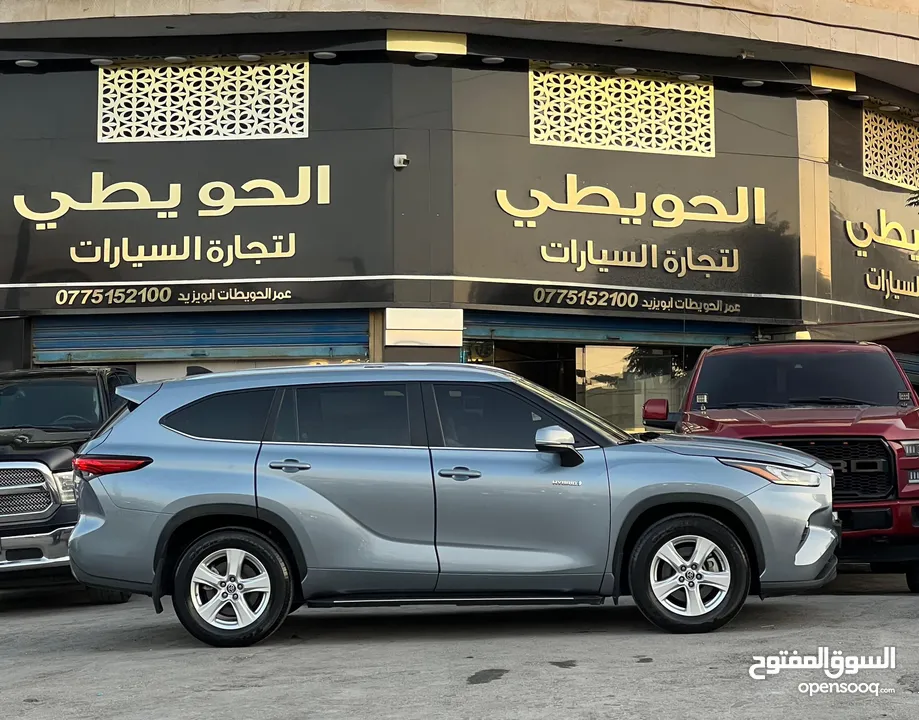 تويوتا هايلاندر ( 2023 ) فحص كامل 7 جيد عداد 28 ألف كيلو بحال الزيروو ( قابل للبدل )