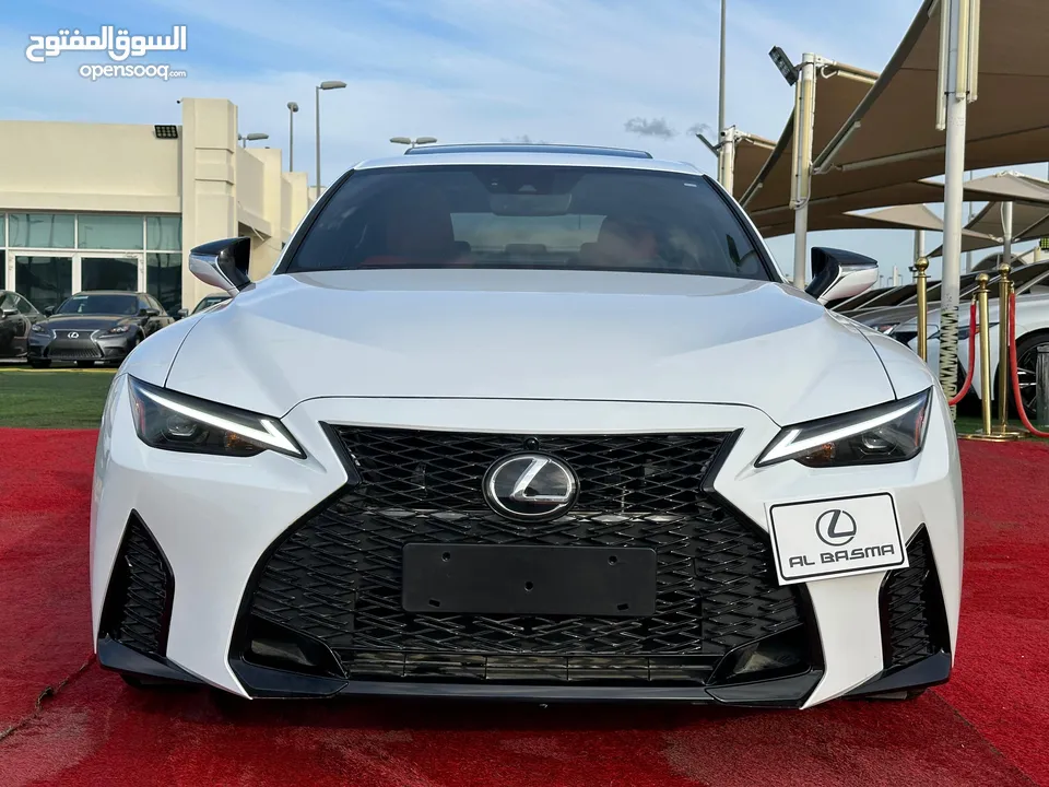 LEXUS IS350 2021