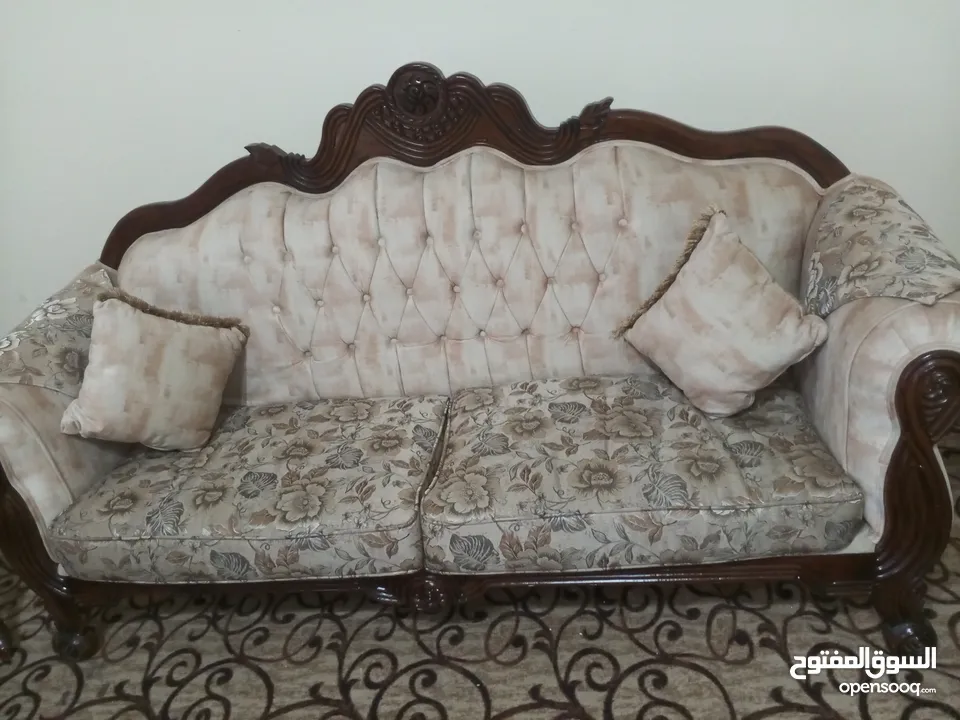 طقم كنب استعمال بسيط جدا