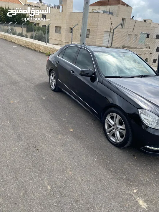 غير مجمركه للعفاءات الطبية والعسكرية Mercedes Benz - E200 CGI