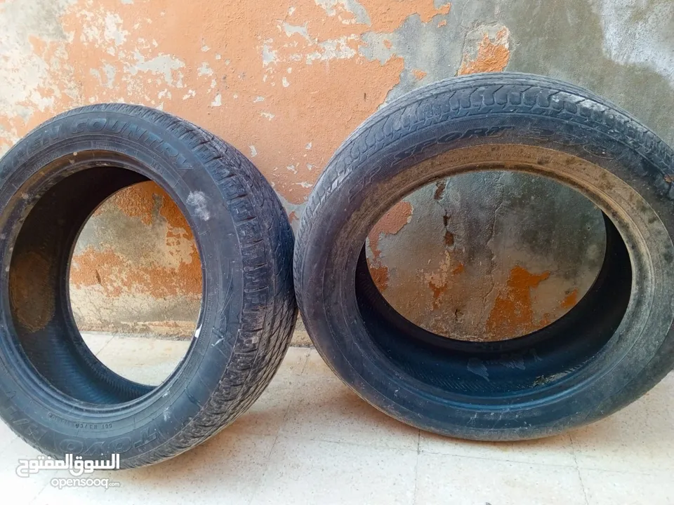 كوشوك عدد 2 دانلب قياس 235/55R18 كثر من نص عمر