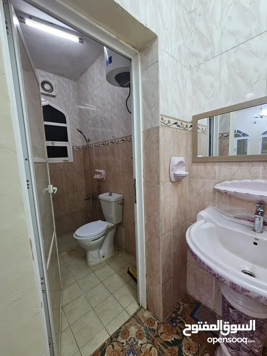 منزل للأيجار خلف سوق السيب house for rent in seeb