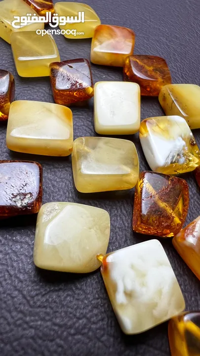 آساور وعقود حجر كهرمان أصلي   Original Amber Baltic