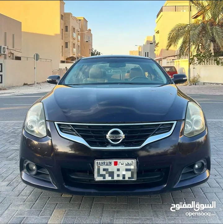 Nissan Altima Exclusive 2011 Full Options