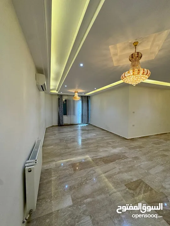 شقة غير مفروشة للإيجار ( Property 43230 )-174893935