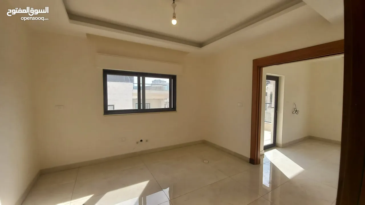 دوبلكس مميز مع ورف للبيع في ام اذينة  ( Property 40850 )-174973119